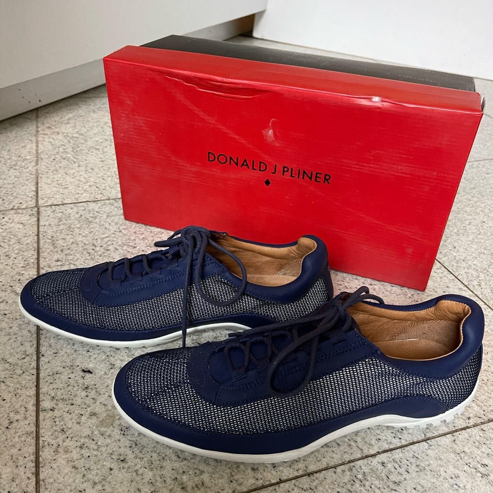 Donald J. Pliner Blue Lace-up Shoes  New w Tags & Box